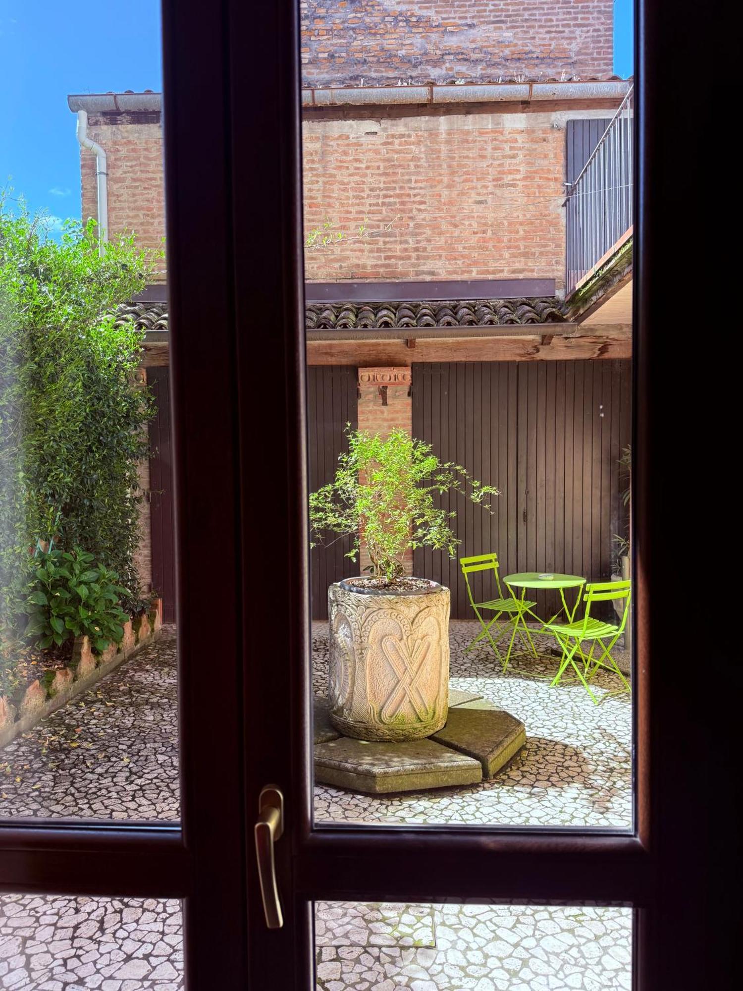 Dimora '800 Hotel Ferrara Bagian luar foto